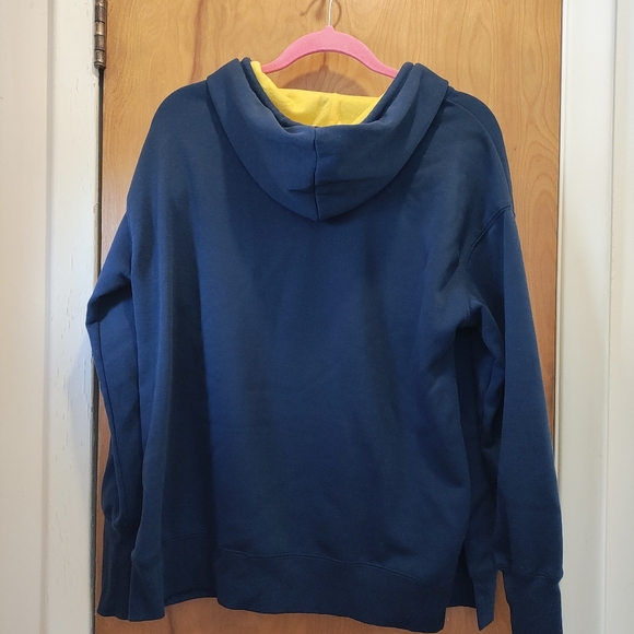 Go Blue 💙 💛 UofMichigan V Neck Women's Hoodie. Size XL Runs Very Small. - Picture 3 of 4